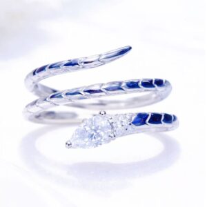 Snake Teardrop Crystal Wrap Ring – Silver