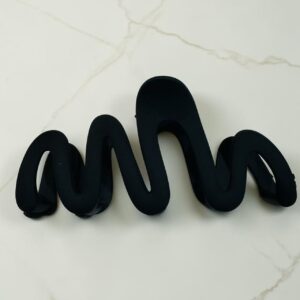 Wave Flow Claw Clip – Matte Black