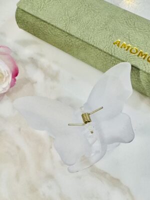 Frosted Butterfly Claw Clip – Soft White