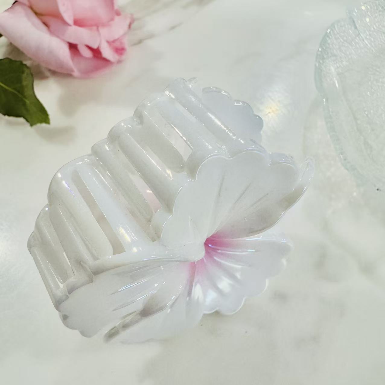 Iridescent Hibiscus Claw Clip – Blush Pink - Image 4