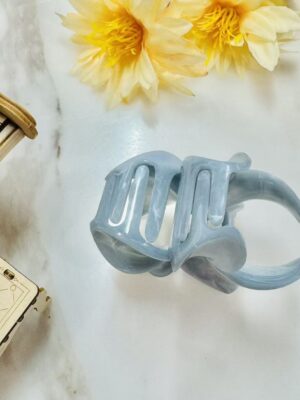 Pearl Frangipani Claw Clip – Misty Grey