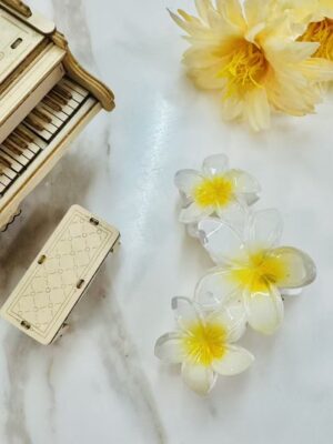 Pearl Frangipani Claw Clip – Golden Bloom