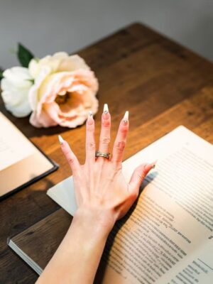 Double Layer Crossover Ring – Gold Tone